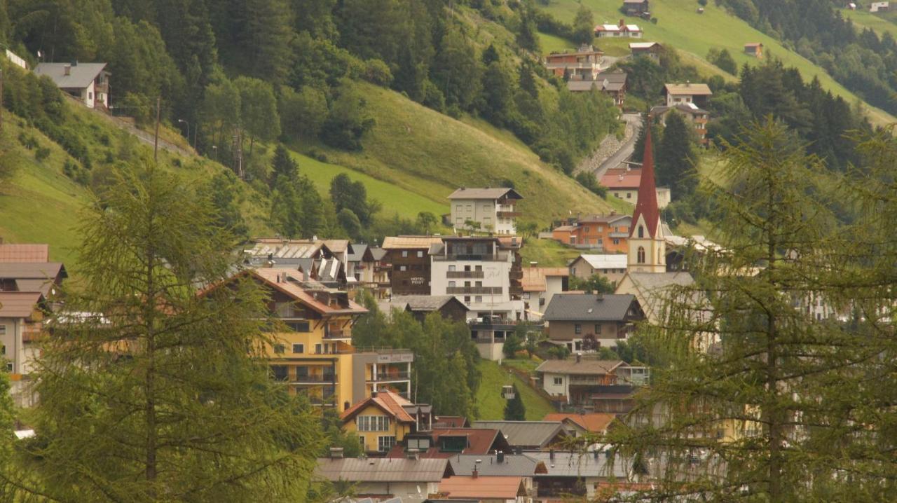 Hotel Apart Garni Dorfblick Kappl  Esterno foto