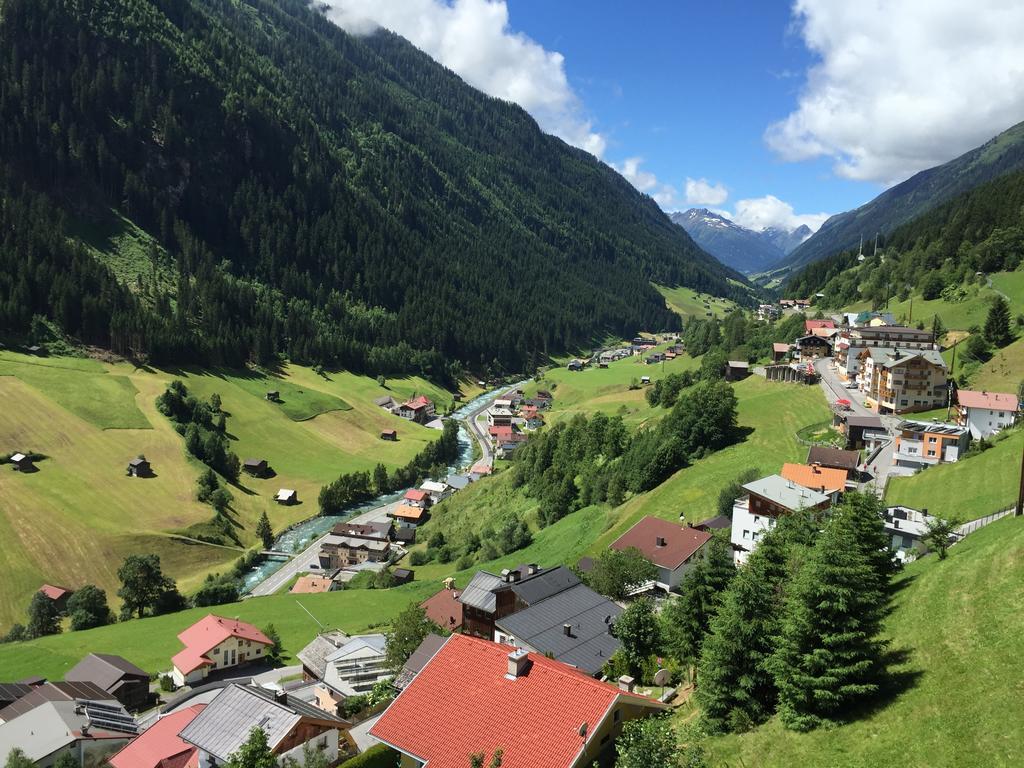 Hotel Apart Garni Dorfblick Kappl  Esterno foto