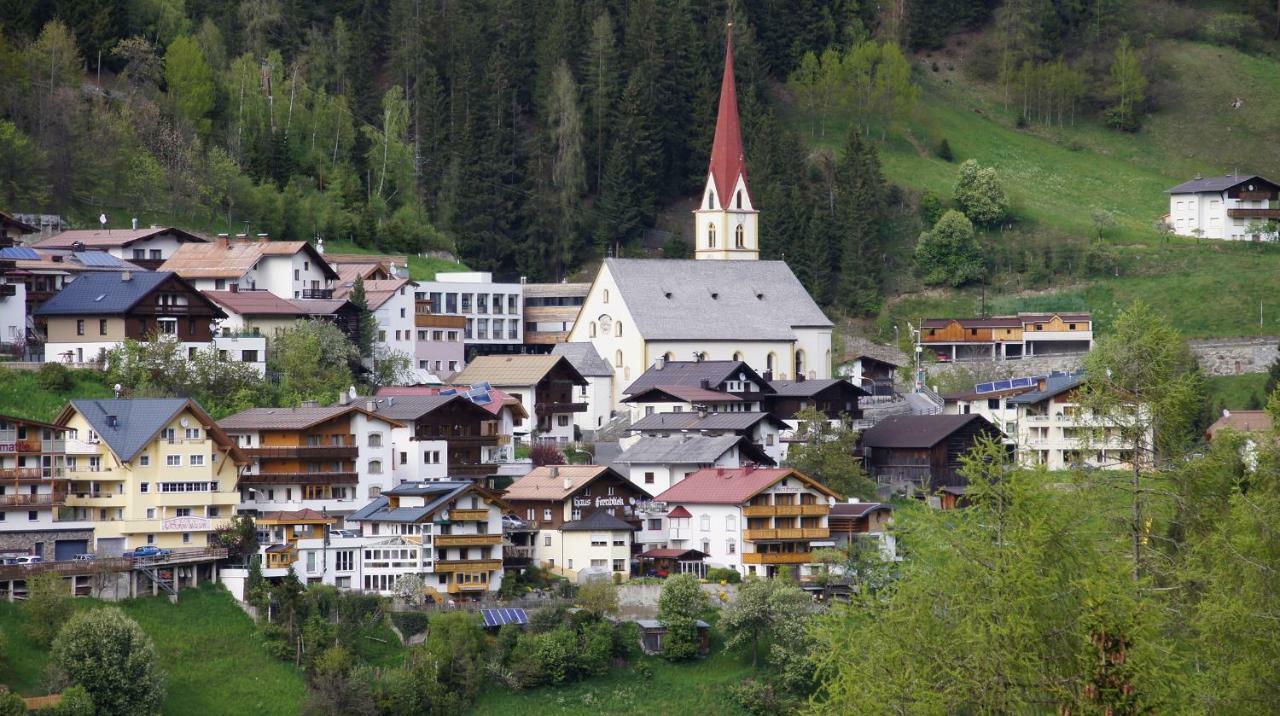 Hotel Apart Garni Dorfblick Kappl  Esterno foto